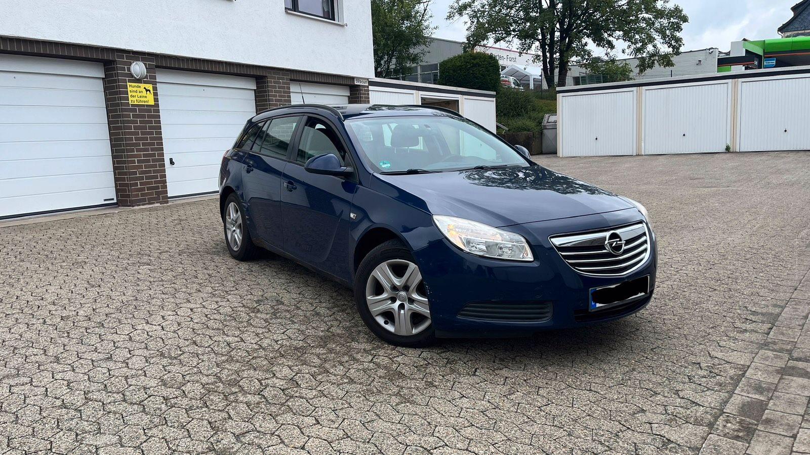 Opel Insignia, 2009