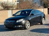 Opel Insignia Lim. Sport Opc Line NAVI+AHK+KLIMA+PDC - Opel Insignia aus 2011: Opc