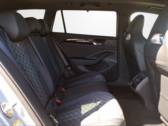 PASSAT VARIANT 1.5 TSI HYBRID