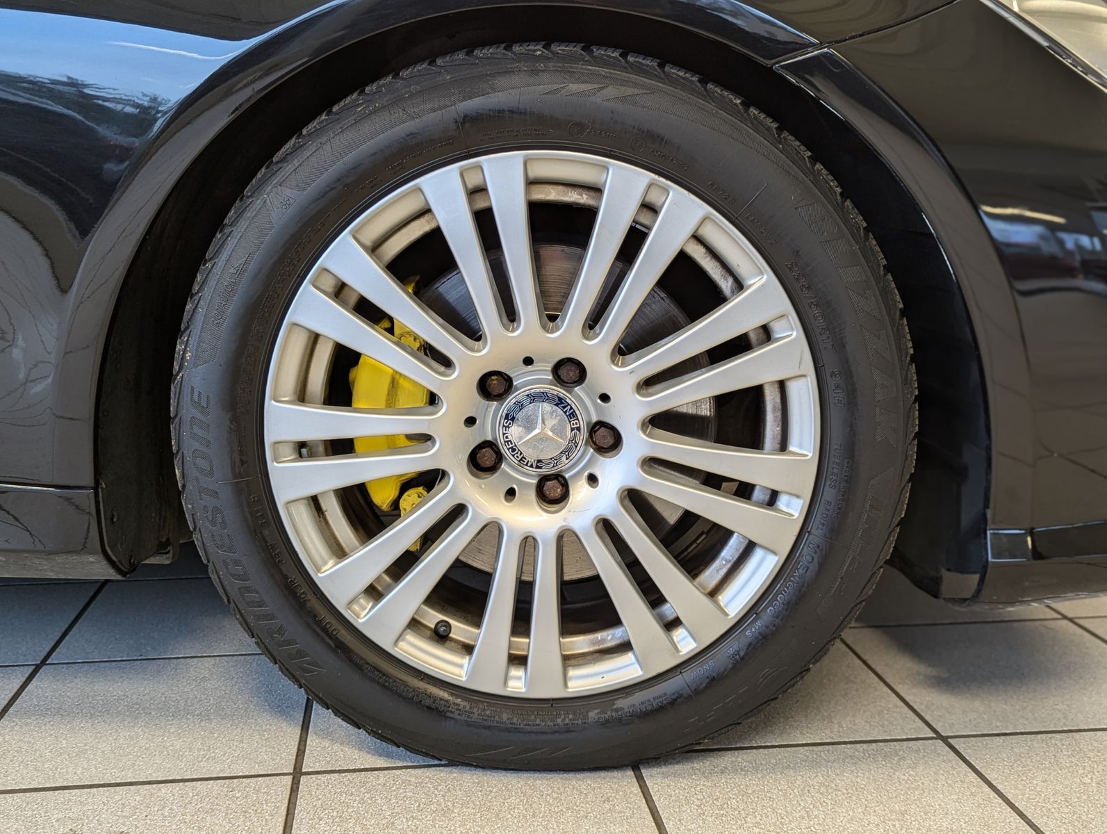 MERCEDES-BENZ E 350 CGI Ava. Memory Leder Navi Pano Sport-Fahr - Image 10