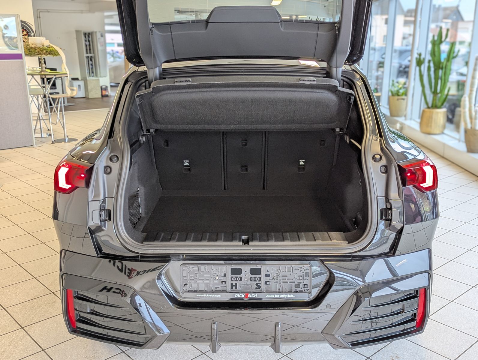 BMW X2 20 i M-Sport Pano Aktivsitze Kamera AHK - Image 17