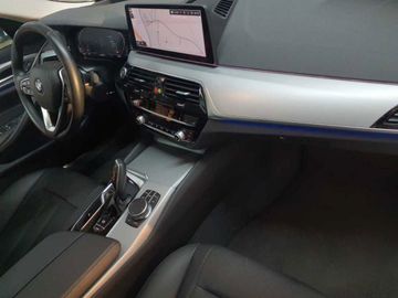 BMW 520 - 9