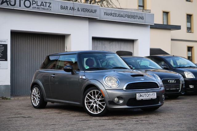 MINI COOPER S *LEDER *NAVI *PANORAMA *PDC