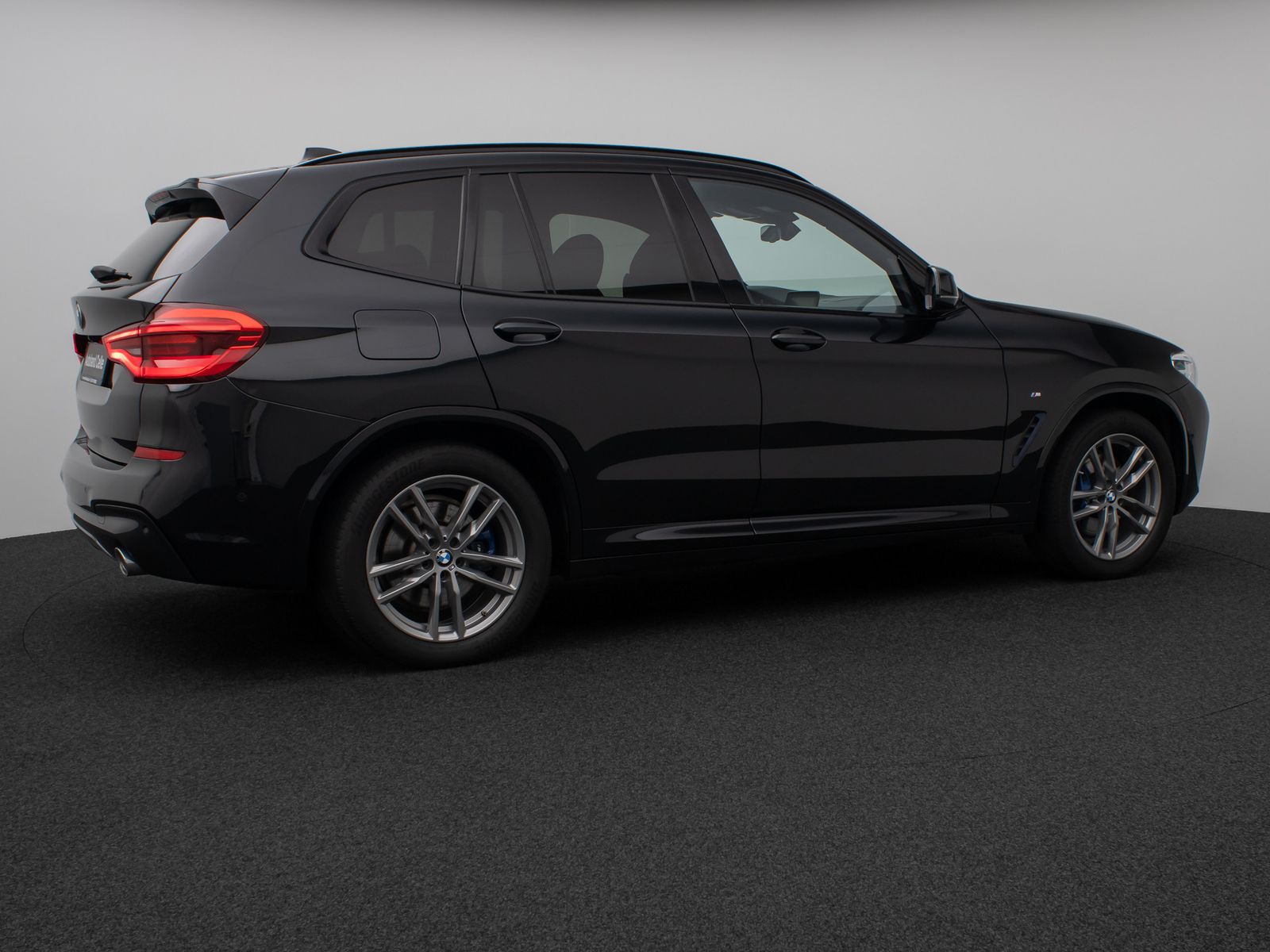 Fahrzeugabbildung BMW X3 xD30d M Sport Panorama Kamera HUD HiFi 19Zoll
