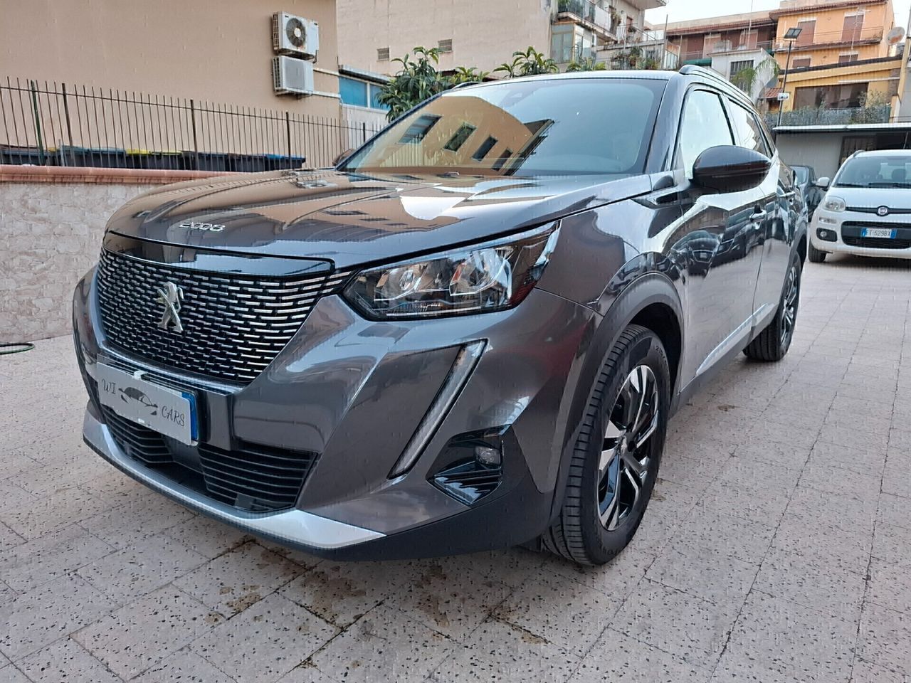 Peugeot 2008 Blue HDi 130 S&S EAT8 Allure Pack imagem 2