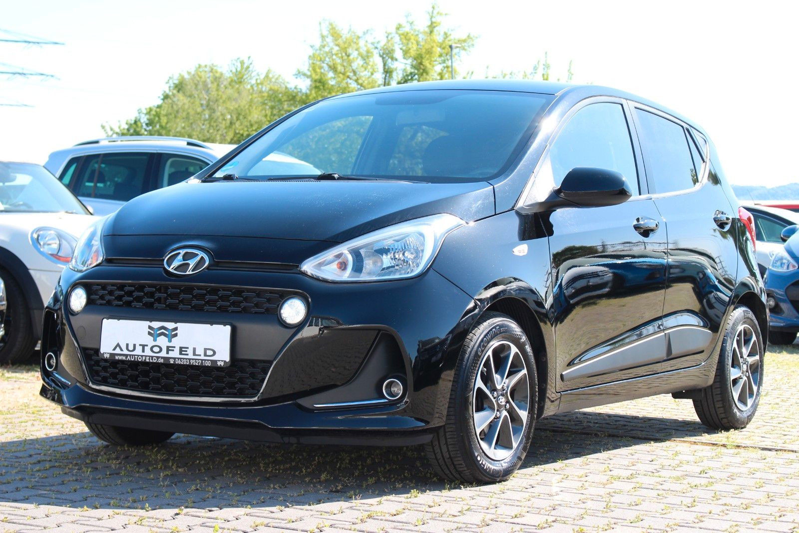 HYUNDAI i10