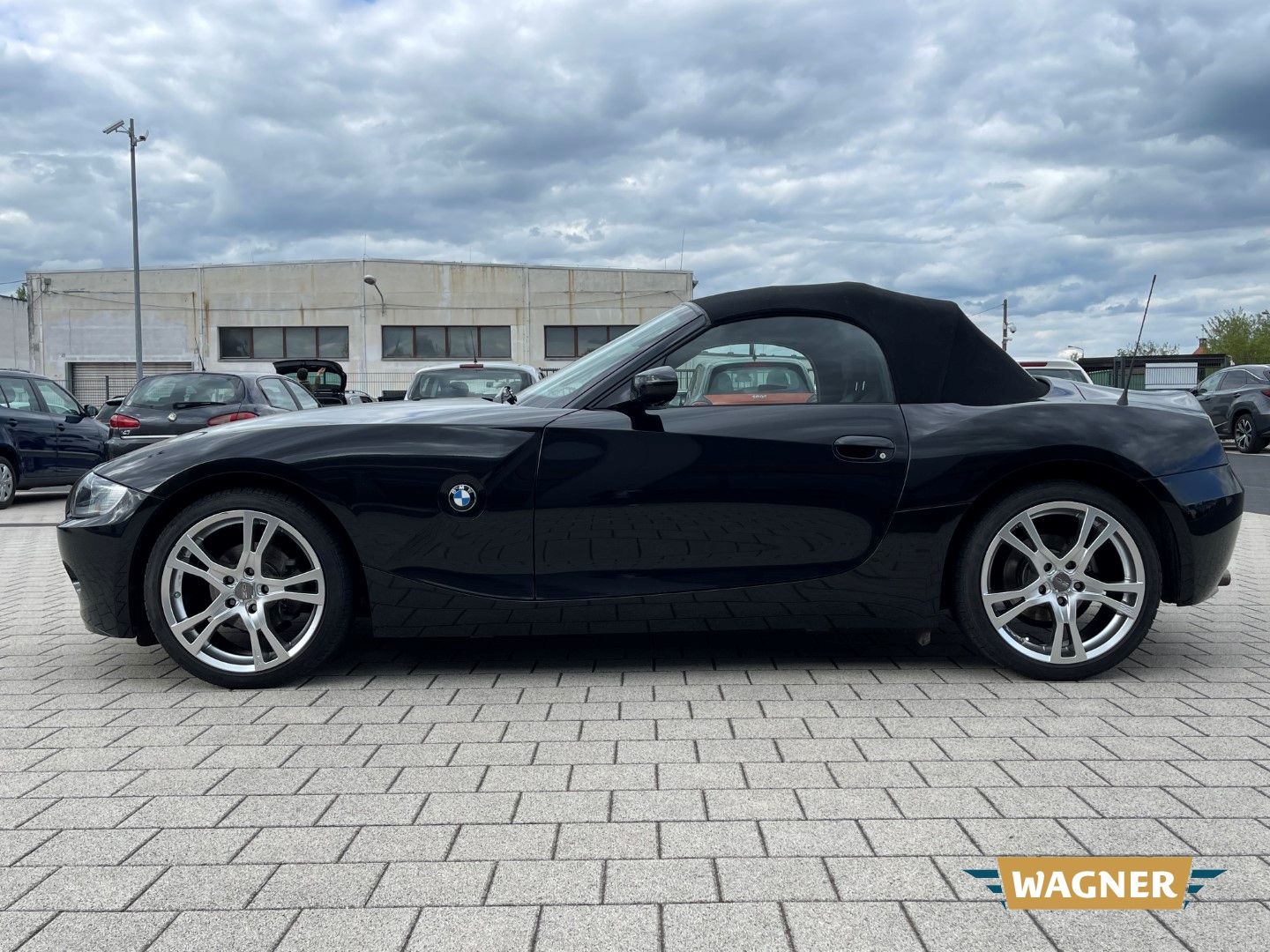 Fahrzeugabbildung BMW Z4 2.0i Roadster Klima SHZ 2-Hand Top Zustand
