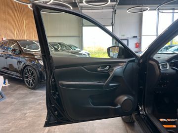 Nissan X-Trail*KEYLESS*360°*ALCANTARA*2ZONEN*TEMPO*NAVI