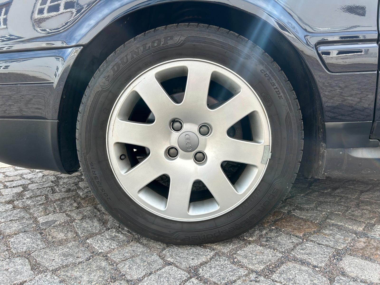 Audi 80 Cabriolet 1.8 20V mit Nappaleder