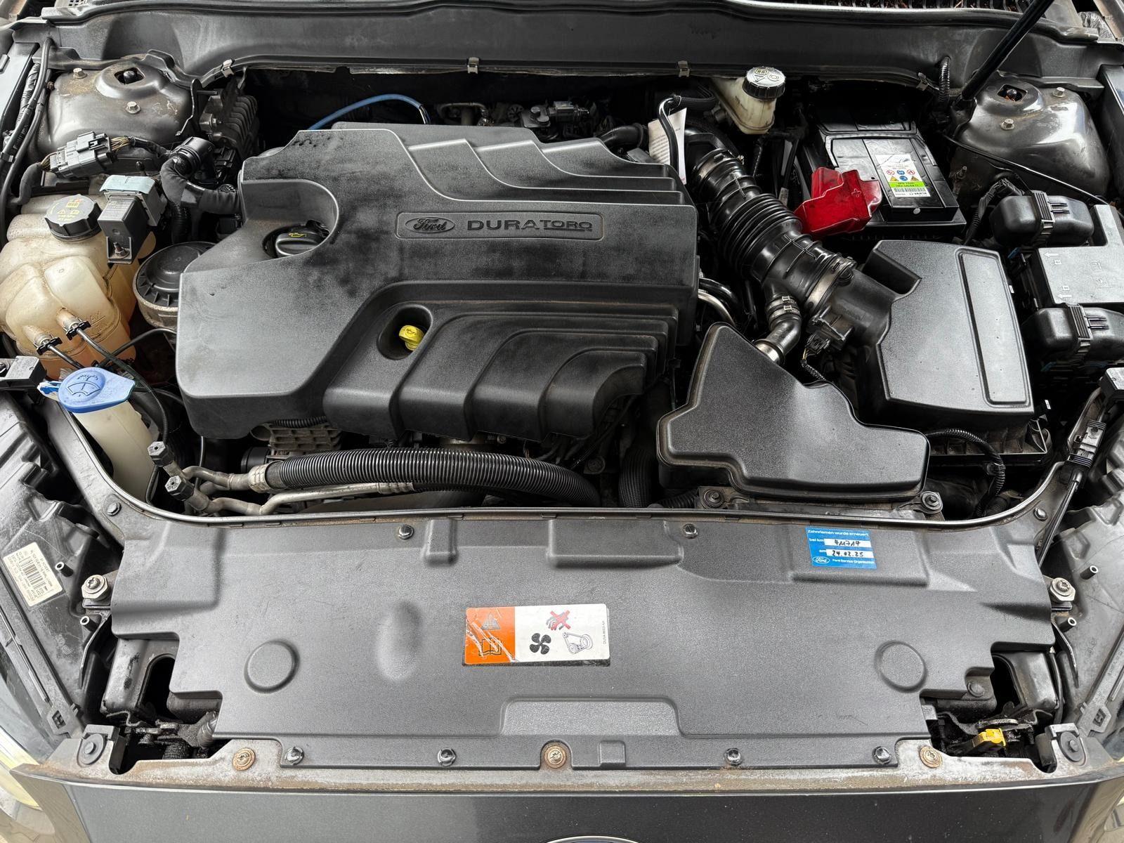 Ford Mondeo 2015 — photo 11