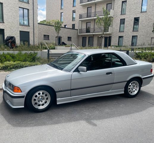 BMW  E36 318i Cabrio