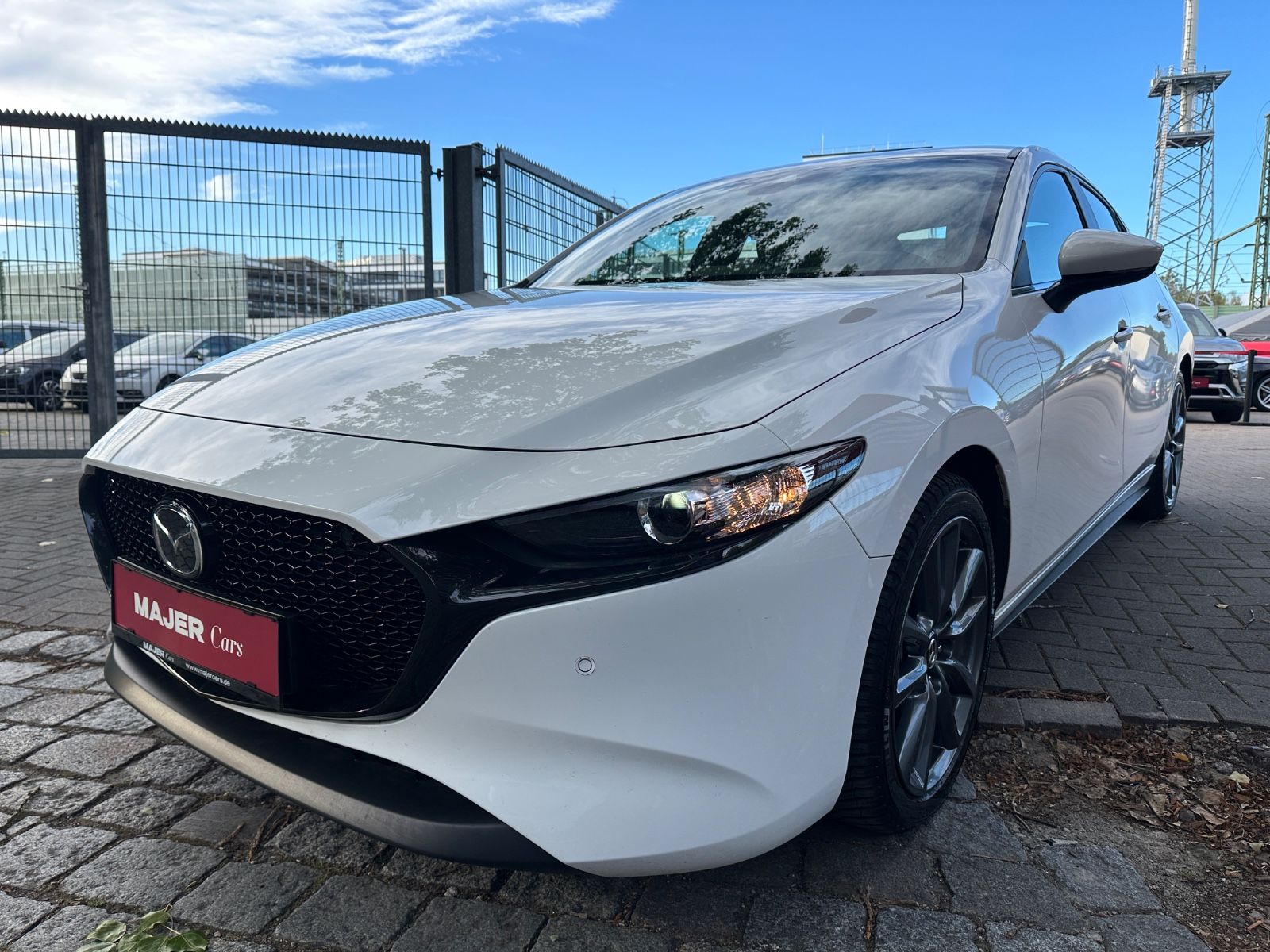 Fahrzeugabbildung Mazda 3 Homura*LED*APPLECAR*ACC*ALLTWETTER