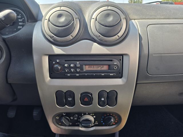 DACIA Sandero — Foto 15