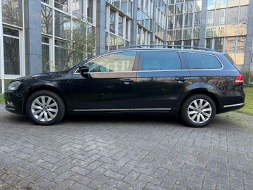 Volkswagen Passat Variant - 7