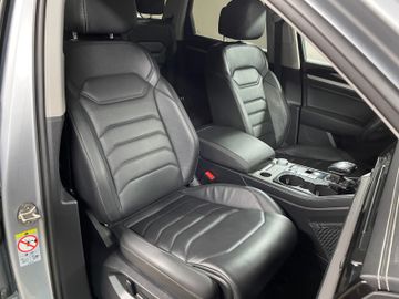 Volkswagen Touareg - 9
