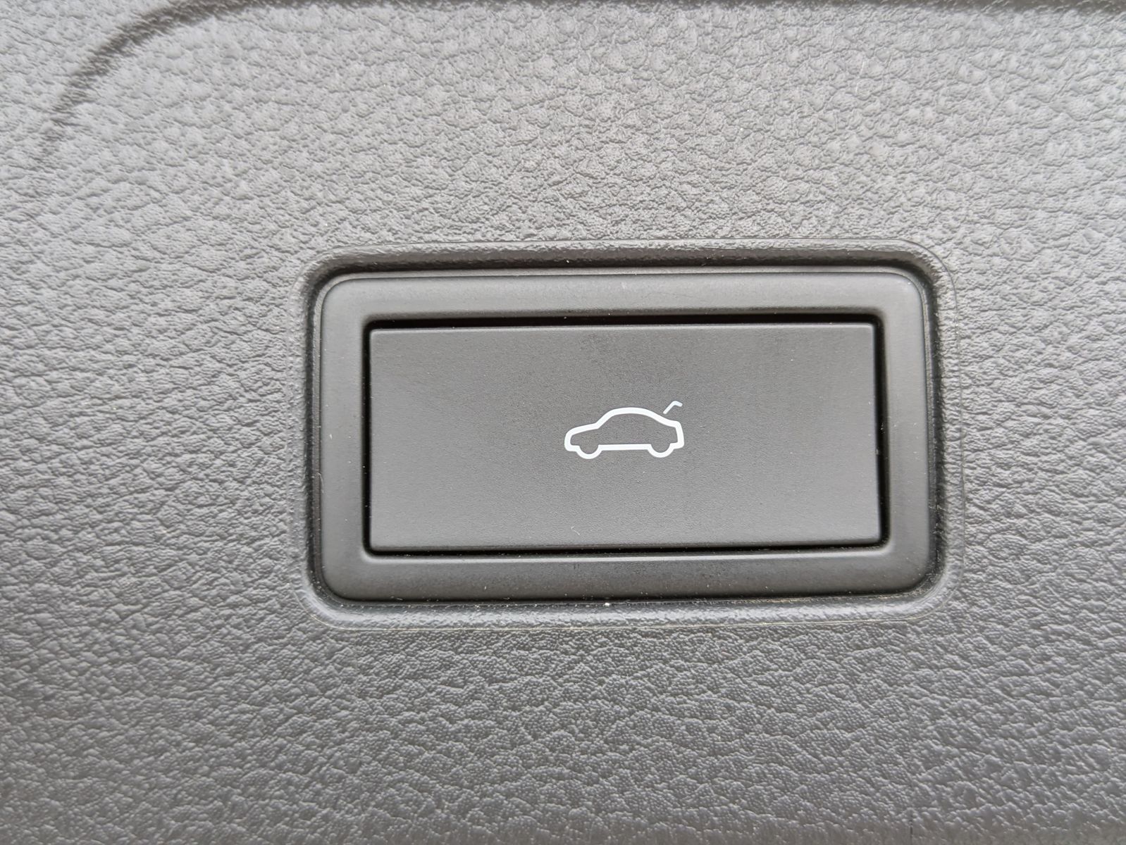 Fahrzeugabbildung Volkswagen Passat 2.0 TDI 2x R-Line MATRIX*KAMERA*ACC*NAVI
