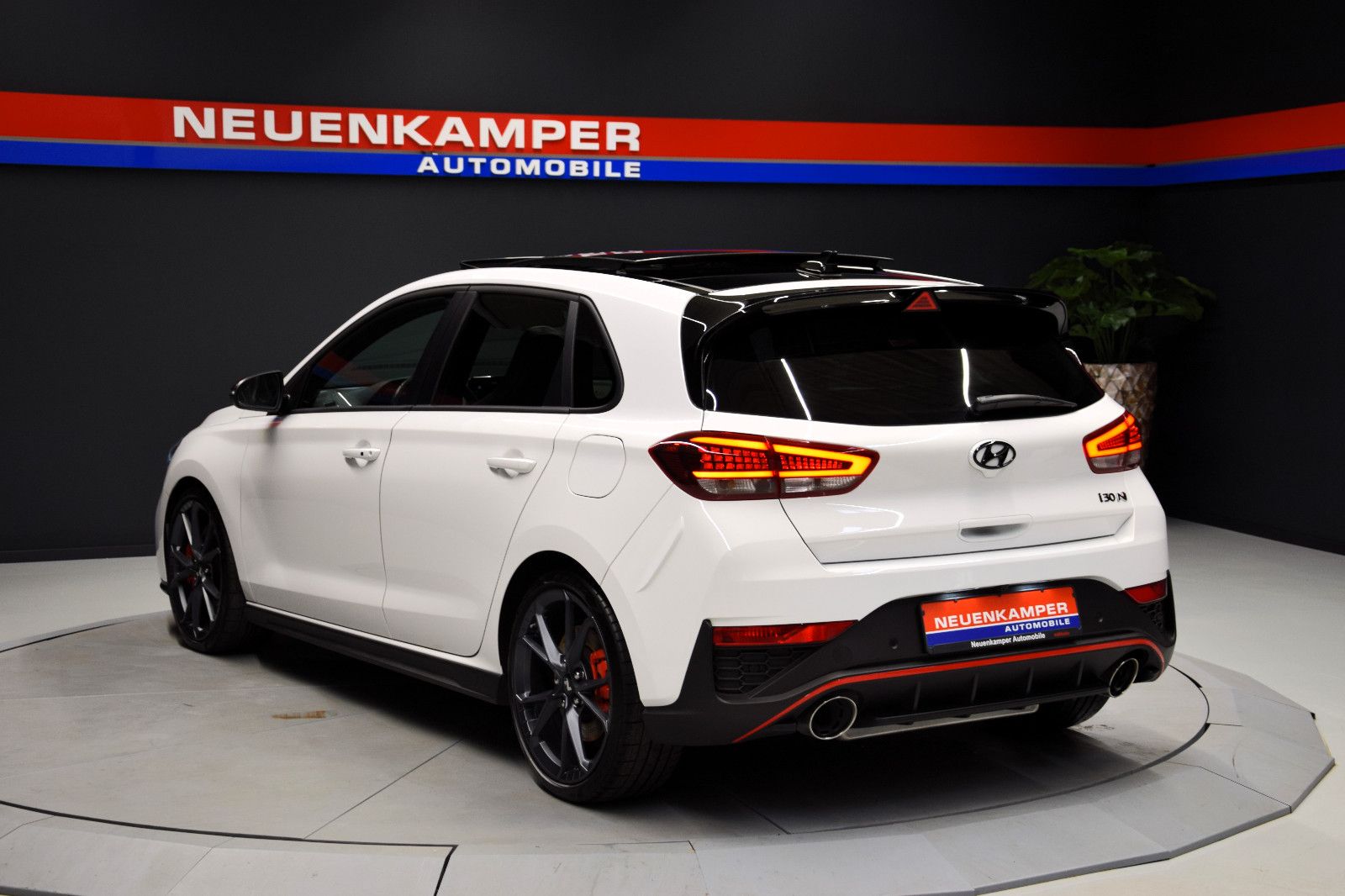 Fahrzeugabbildung Hyundai i30 N Performance Panorama Schalensitze