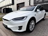 Tesla Model X 90D Base 6p VOLL!! CARBON!! - weiße Tesla Model X