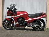 Kawasaki GPZ 900 R - KAWASAKI GPZ 900 R