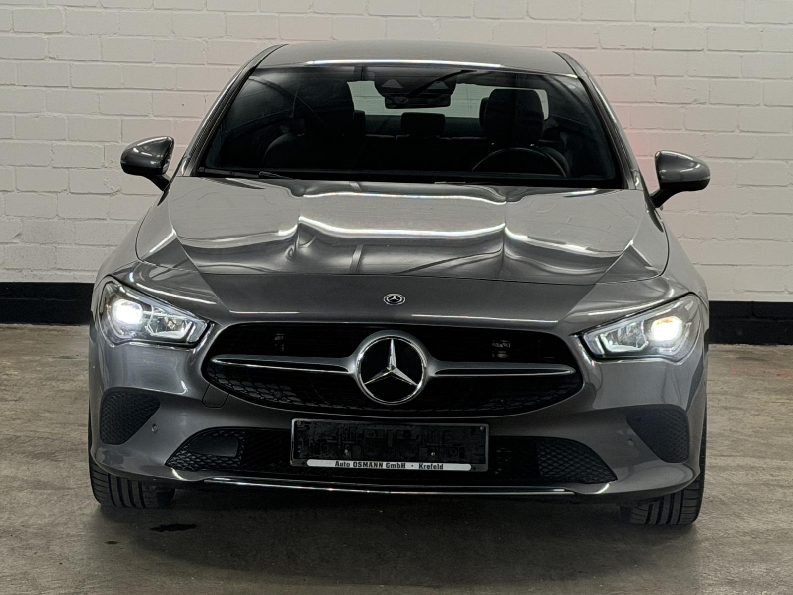 Mercedes-Benz CLA 220 7G-DCT Progressive /AMG Felgen /Ambiente