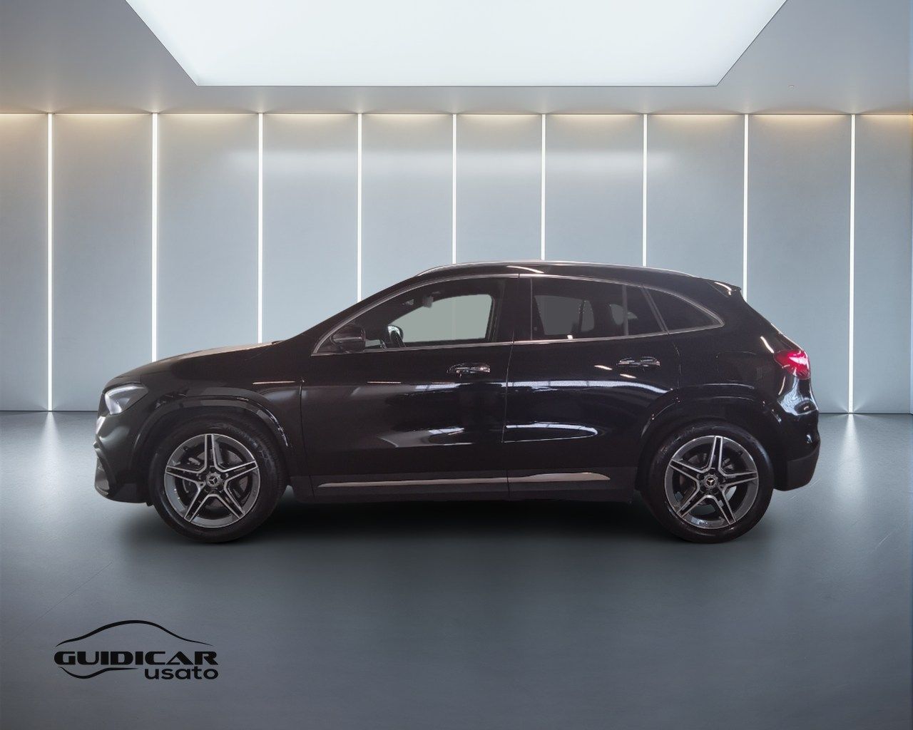 Mercedes-Benz GLA-H247 2023 - GLA 200 d AMG Line imagem 3