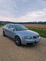 Audi S4 Avant Schalter - Audi A4 aus 2004: Kombi