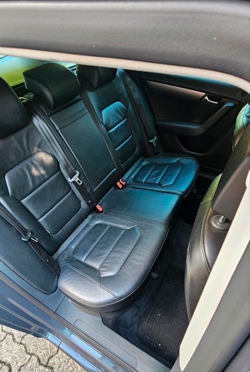 Volkswagen Passat 2012 — photo 9