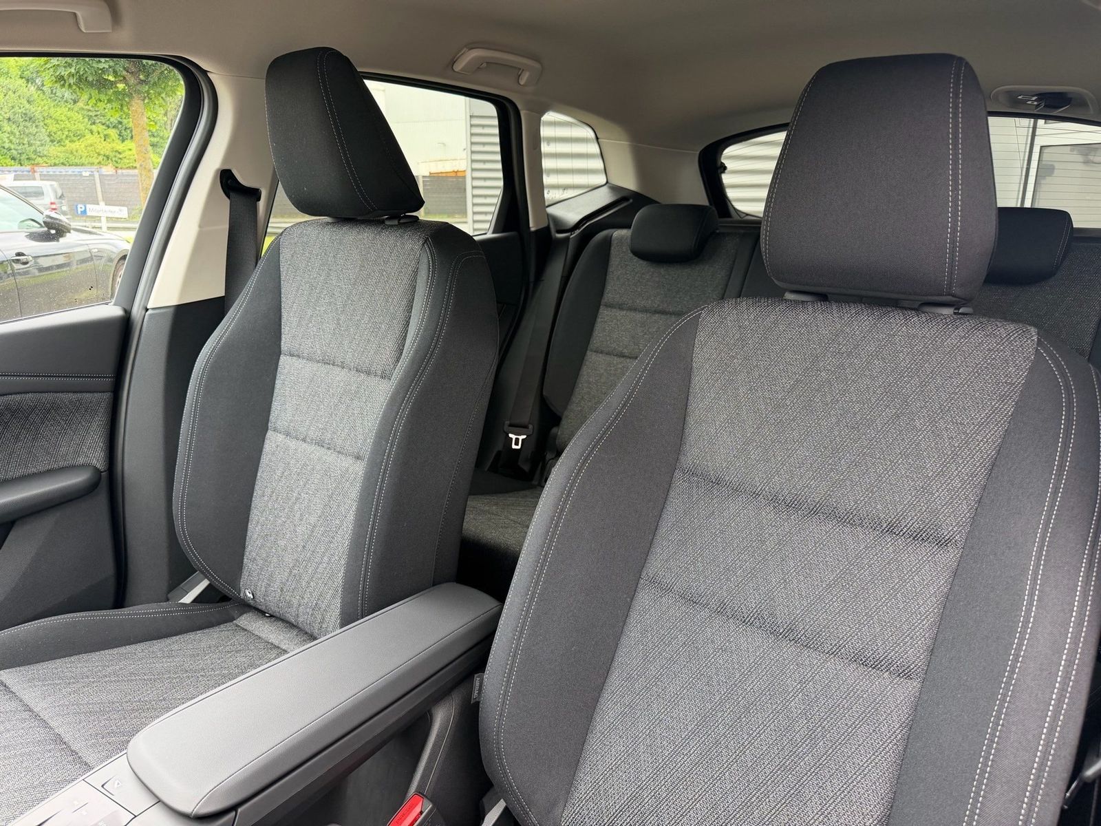 BMW 218 Active Tourer - Bild 12