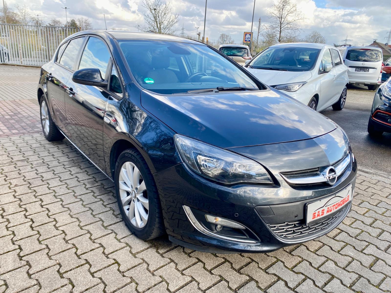 Opel Astra J Lim. 5-trg. Active