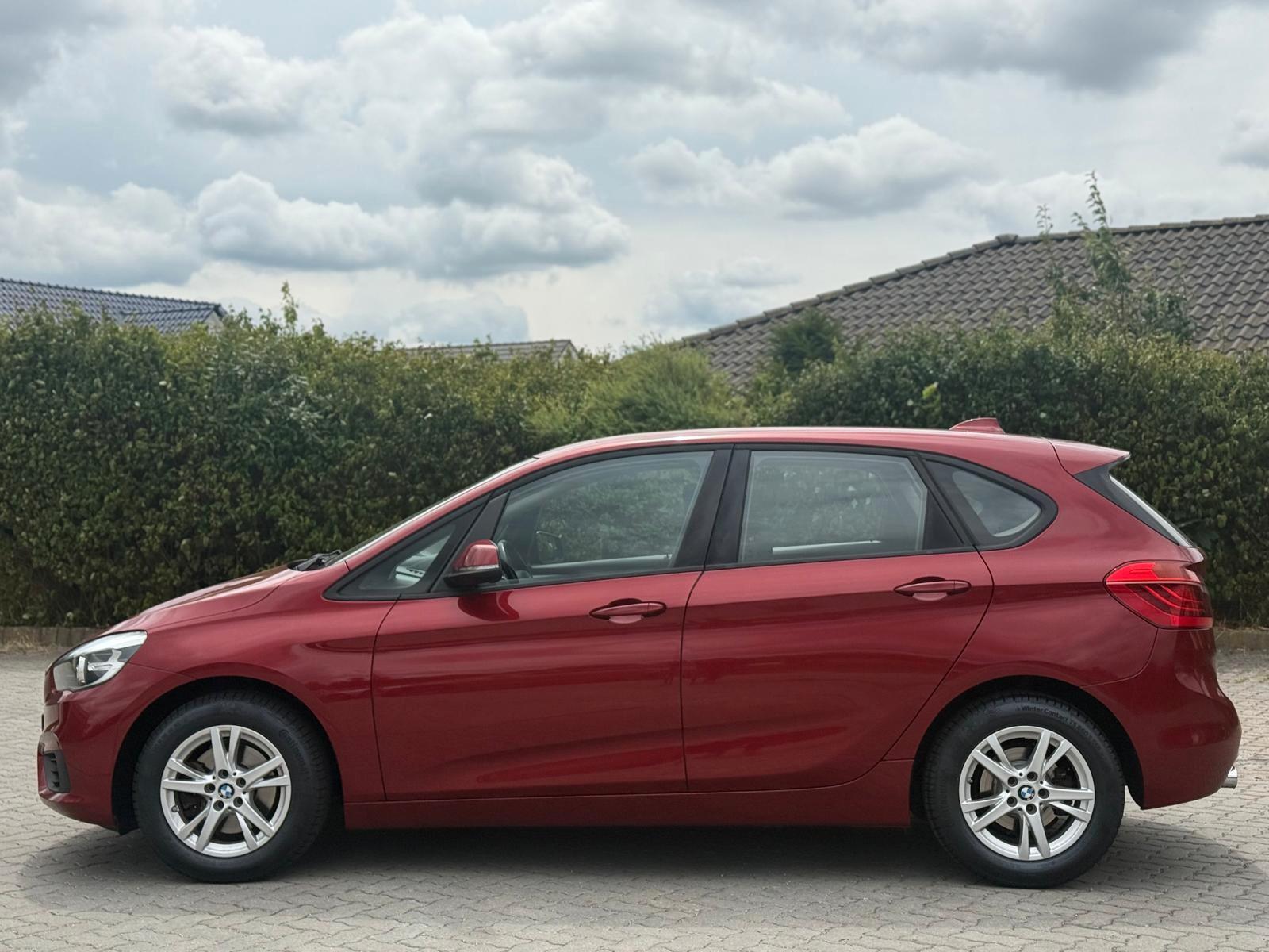 BMW 218i Active Tourer*BMW-SCHECKHEFTGEPFLEGT*
