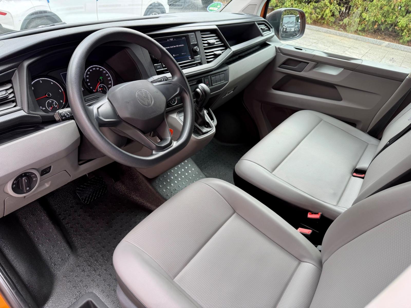Volkswagen T6.1 Transporter 2.0 TDI DSG Pritsche Lang DoKa