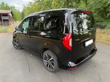 Mercedes-Benz T-Class T 180 d  Sonder Modell - schwarze Mercedes-Benz T-Klasse