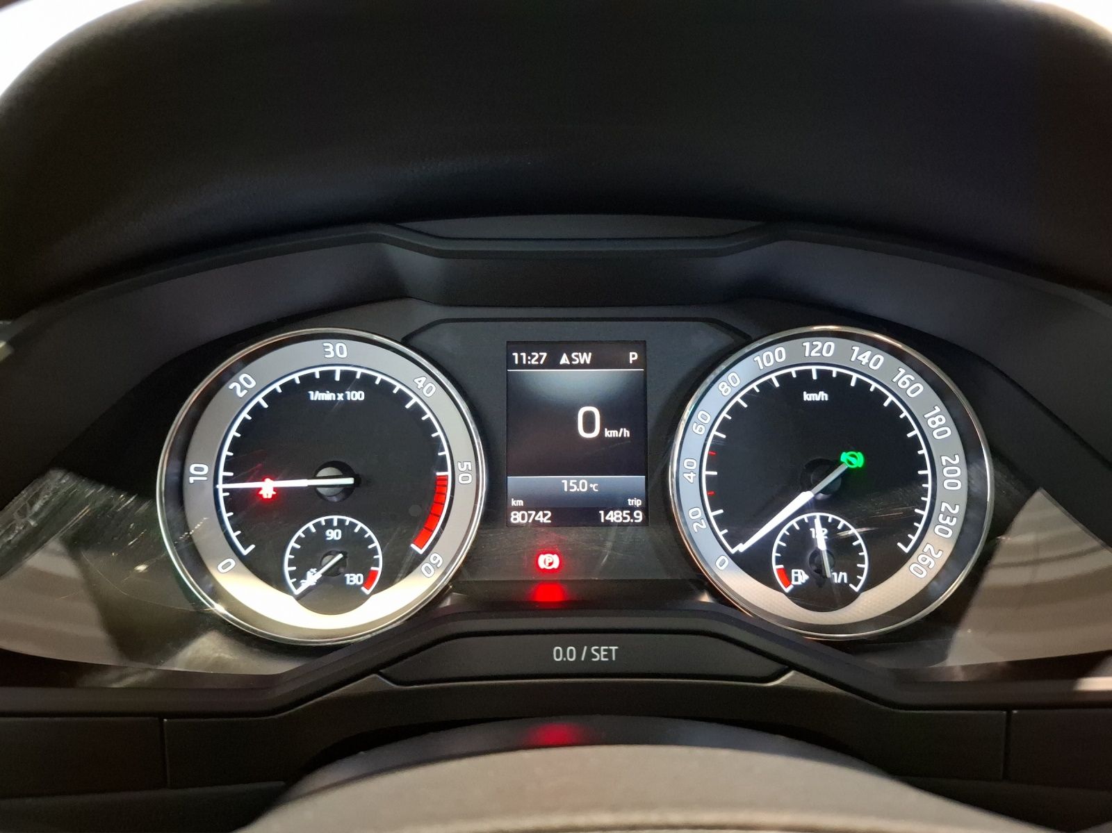 Fahrzeugabbildung SKODA Superb Combi TDI Style DSG Matrix Navi PDC SH LM