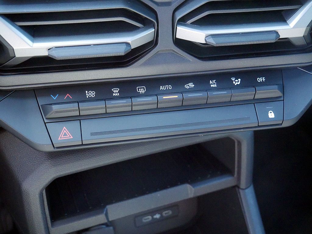 Fahrzeugabbildung Dacia Duster Journey Mild Hybrid 140