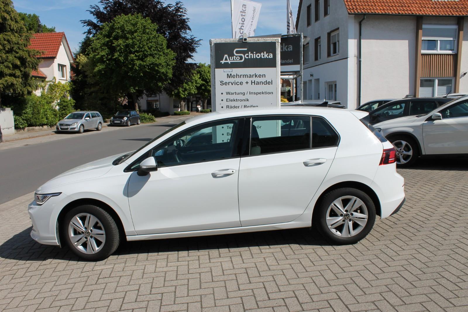 Volkswagen Golf VIII Lim. 1.5 TSI Life-Navi-AHK, миниатюра 2