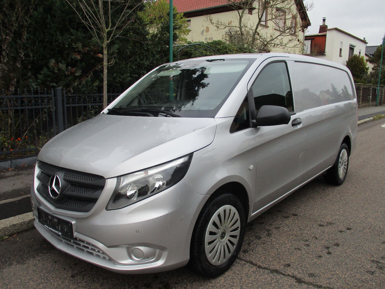 MERCEDES-BENZ Vito Kasten lang 2.2 Klimaaut, Kamera, AHK, 1.Hd