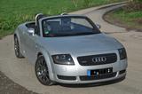 Audi TT Roadster 1.8T quattro 132 kW - - Audi TT aus 2001: Roadster