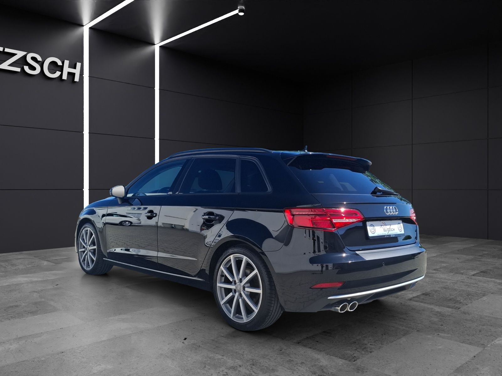 Fahrzeugabbildung Audi A3 Sportback 35 TFSI sport LED Navi GRA PDC SH 1