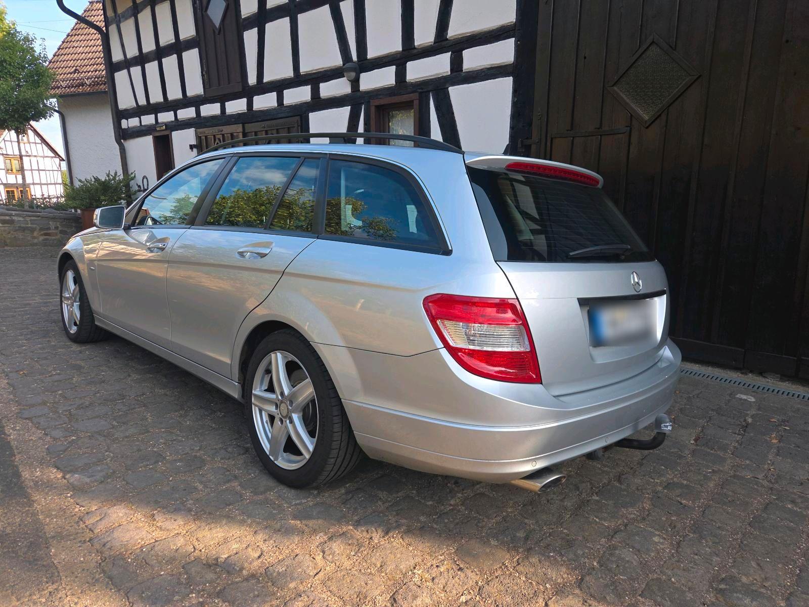 Mercedes-Benz C220 2009 — photo 5