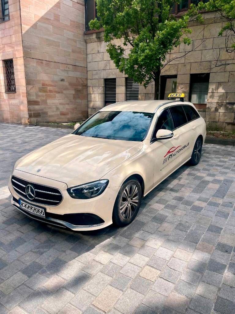 MERCEDES-BENZ Mercedes E Klasse 220 Kombi Taxi
