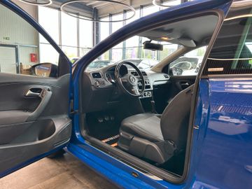 MYAUTOCENTER – Gebraucht- und Jahreswagen mit Werkstattservice in Pfaffenhofen Volkswagen Polo V *1.HAND*TÜV: 227*SitzHZ*Klima*PDC*Tempo
