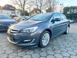 Opel Astra J Exklusiv 1,4 Turbo *PDC+Navi+AHK+WR+BT* - Opel Astra: J Turbo