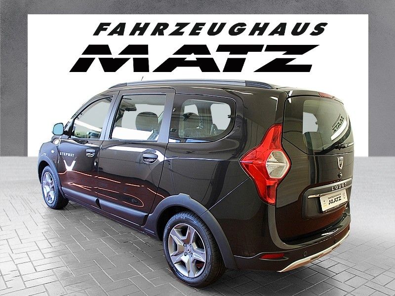 Fahrzeugabbildung Dacia Lodgy Blue dci115 Stepway*7-Sitzer*Navi*Sitzhzg*