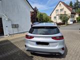 Kia cee'd / Ceed 1.5 T-GDI DCT JBL Sound Edition... - silberne Kia cee'd / Ceed