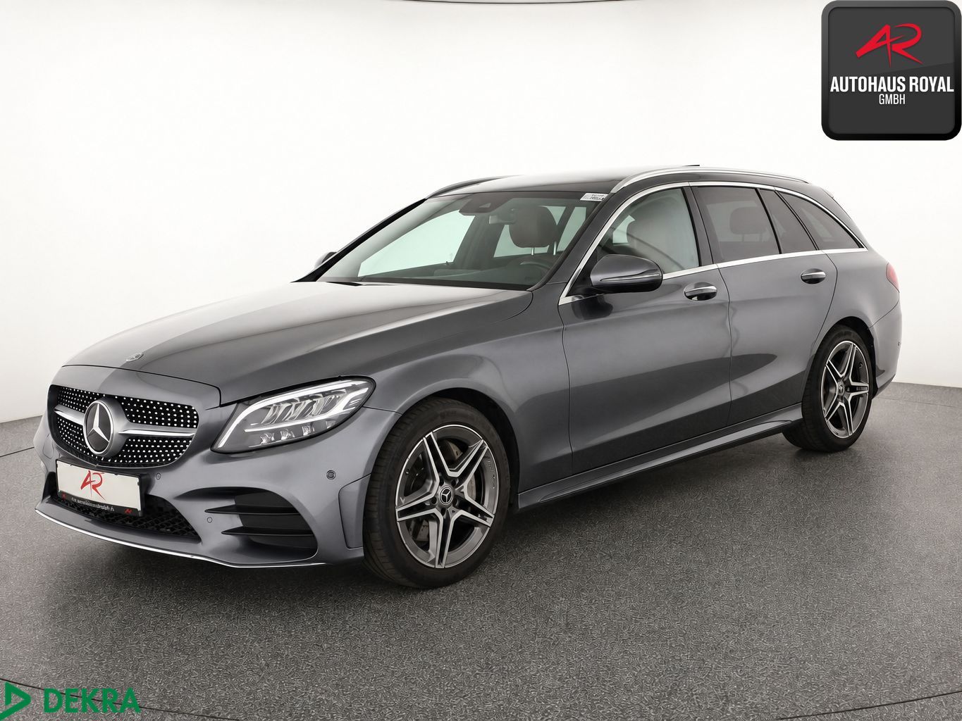 MERCEDES-BENZ C 300 T 3x AMG PANO,KEYLESS,KAMERA,CARPLAY,SH