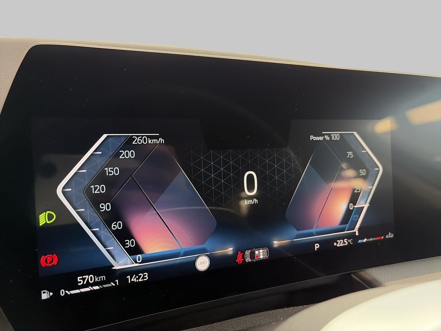 BMW 220 Active Tourer - Bild 10