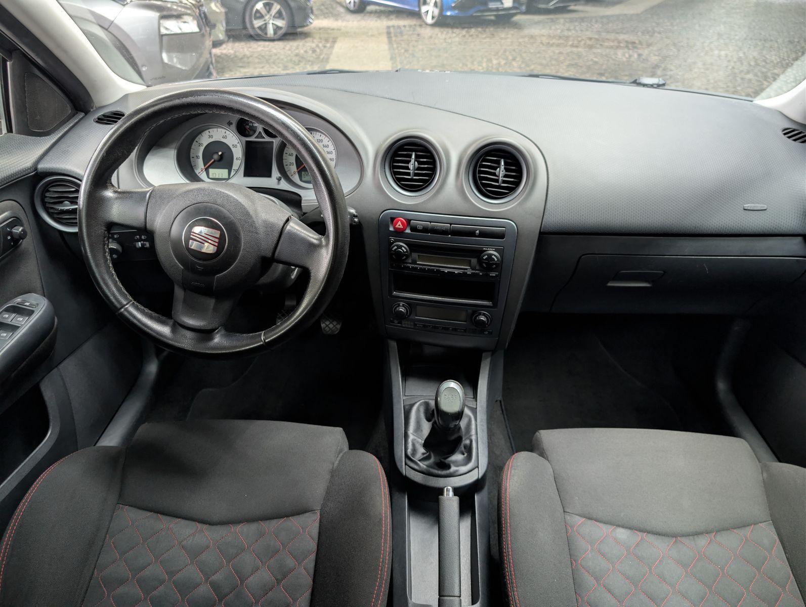 Fahrzeugabbildung SEAT Ibiza 1.6 Sport Edition TÜV*KLIMA*16" ALU