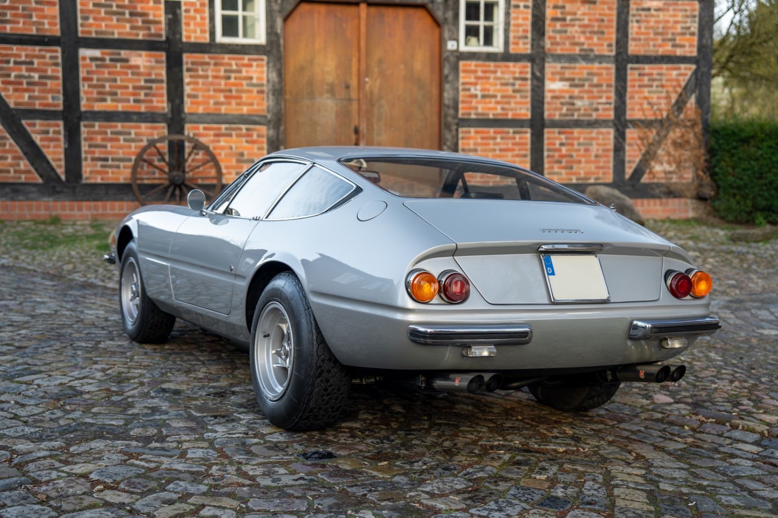Fahrzeugabbildung Ferrari 365 GTB4 Daytona **Ferrari Classiche Zertifikat*