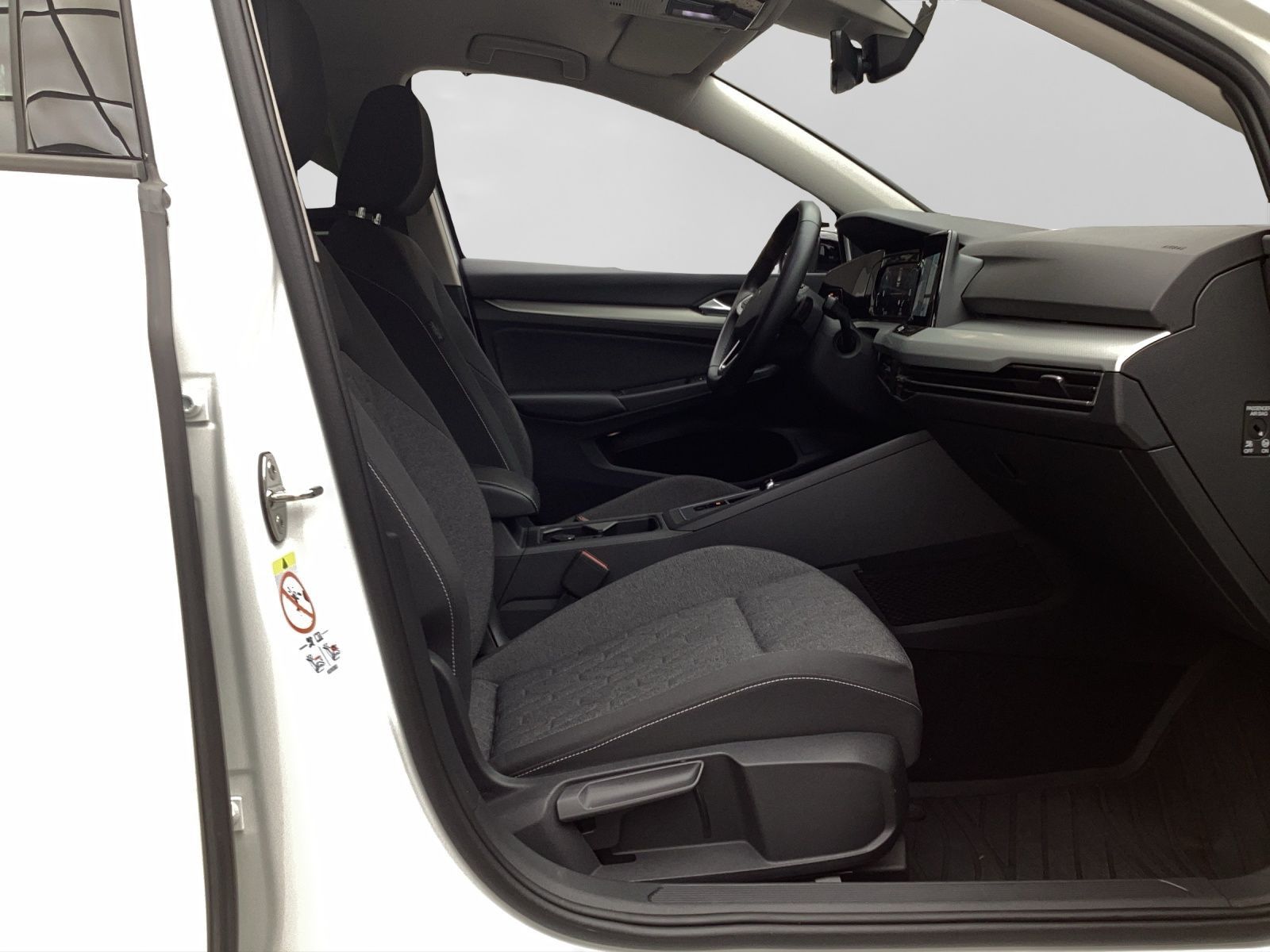 Volkswagen Golf 1.0 eTSI DSG MOVE AHK KAMERA LED ACC foto 4