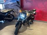 Honda CB125R - KLEINKRAFTRAD 125